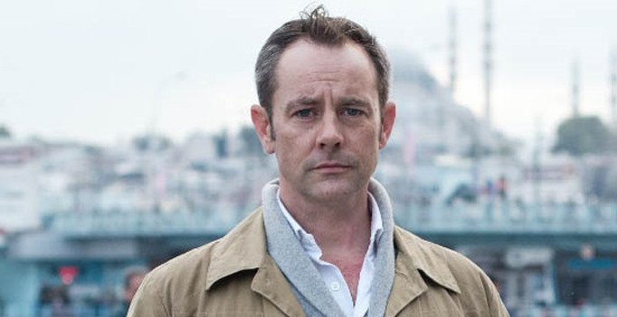 Beyaz Baretliler’in kurucusu eski İngiliz istihbarat subayı İstanbul’daki evinde ölü bulundu