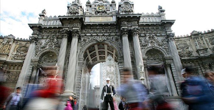 Milli Saraylar'a da danışmanlar geliyor: Huzur hakkı ücreti 7 bin 500