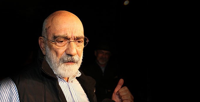 Ahmet Altan hakkında yakalama kararı çıkarıldı