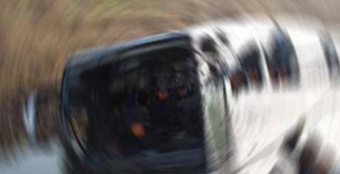 Cammu Keşmir'de minibüs uçuruma yuvarlandı: 16 ölü