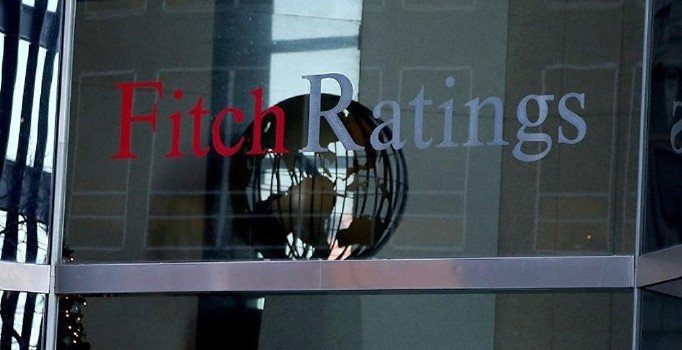 Fitch, 20 Türk bankasının görünümünü yükseltti