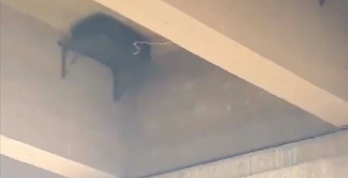 SAS Timleri teröristlerin köprüye yerleştirdiği EYP'yi imha etti