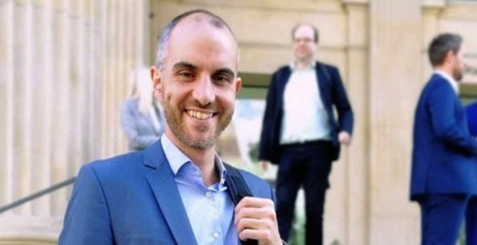 Hannover Belediye Başkanı olan Türk Belit Onay kimdir ve aslen nerelidir?