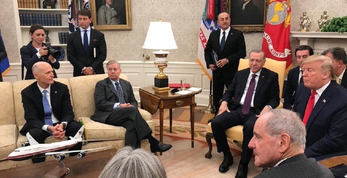 Cumhurbaşkanı Erdoğan’dan ABD’li senatöre YPG dersi