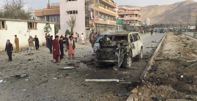 Afganistan'da hava saldırısında 3 sivil öldü