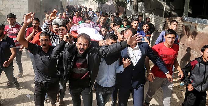 İsrail'in Gazze bombardımanında 32 Filistinli katledildi