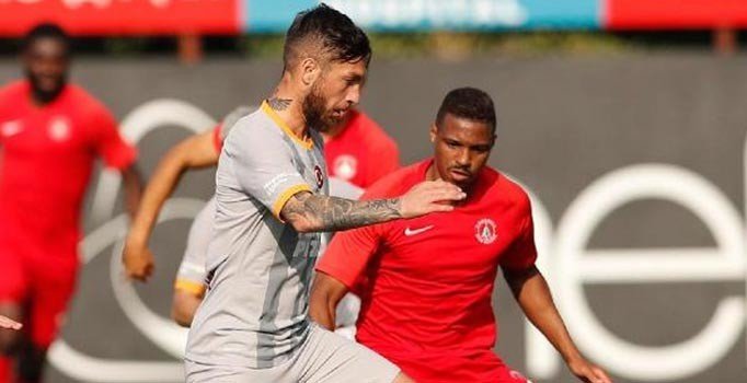 Galatasaray, hazırlık maçında Ümraniyespor'u 4-0 mağlup etti