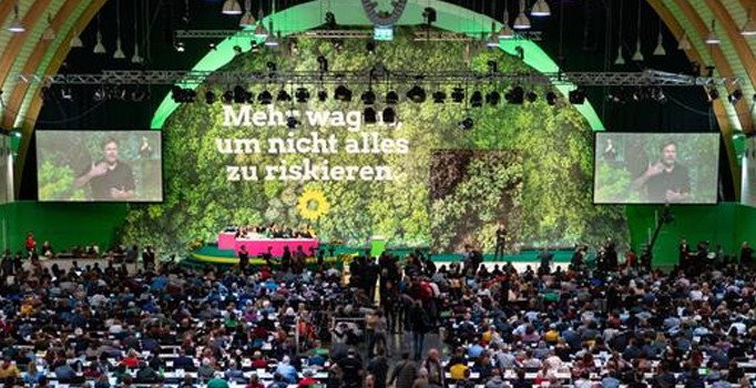 Almanya'daki Yeşiller Partisi'nden Türkiye'ye yaptırım çağrısı