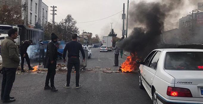 İran'da protestolar sebebiyle internete erişim engeli