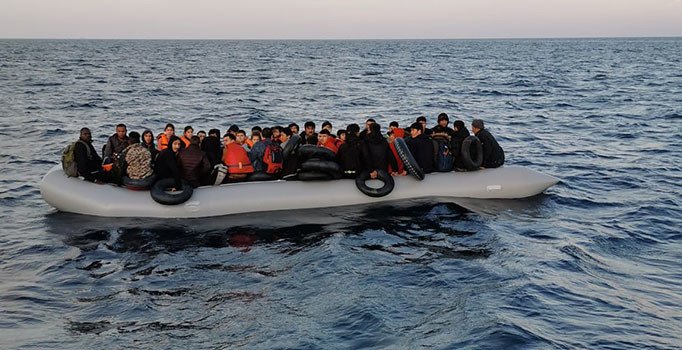 Atina, Türkiye’ye günde 30 sığınmacı gönderiyor