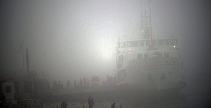 İstanbul ulaşımına sis engeli