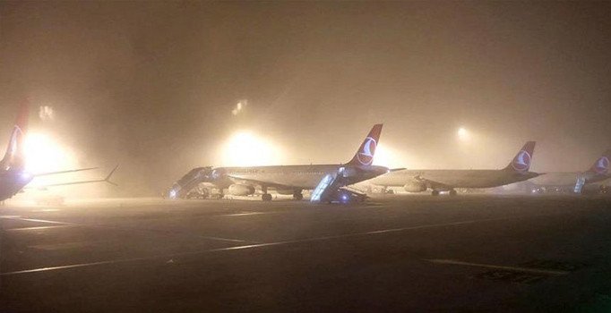 İstanbul Sabiha Gökçen Havalimanı'nda uçuşlar durdu