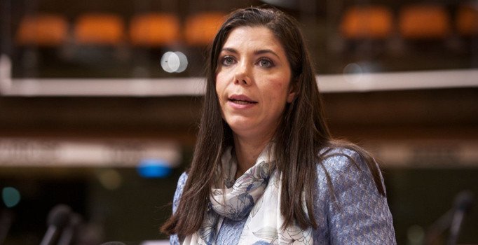 AK Parti'den Pelin Gündeş Bakır hakkında ihraç talebi