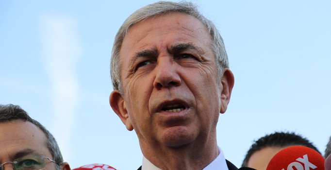 Mansur Yavaş: Kanun gereği ücretsiz taşınanlara çare bulunmalı