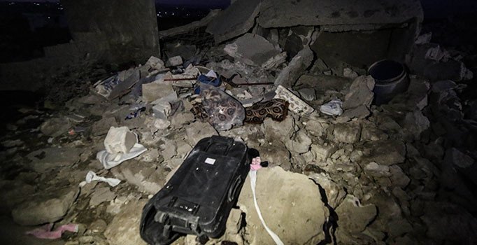 İran destekli gruplar İdlib'de sığınmacı kampına saldırdı: 15 ölü