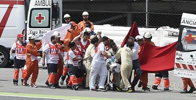 Moto 2'de kaza geçiren yarışçı hayatını kaybetti