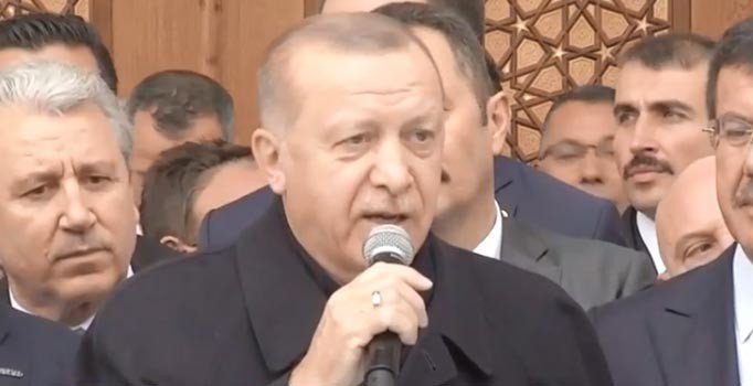 Cumhurbaşkanı Erdoğan, Ege Üniversitesi'ndeki caminin açılışına katıldı
