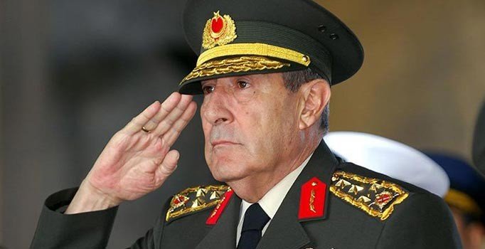 Muhtıracı Paşa Yaşar Büyükanıt'a devlet töreni