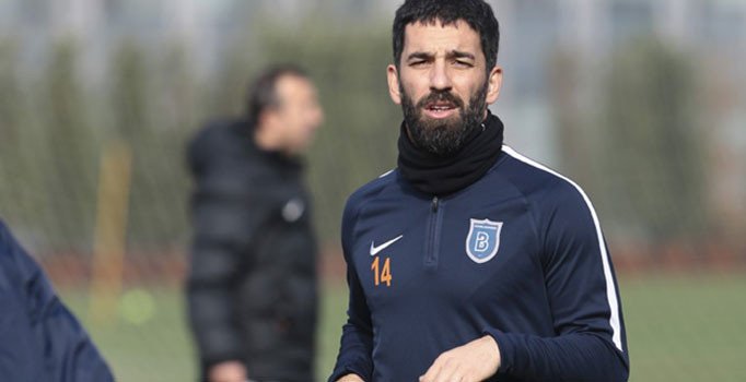Galatasaray'da Arda Turan defteri açılmadan kapandı
