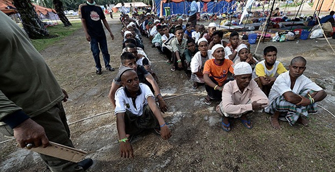 Arakanlı'ların kaçakçılığında rol olan general teslim oldu