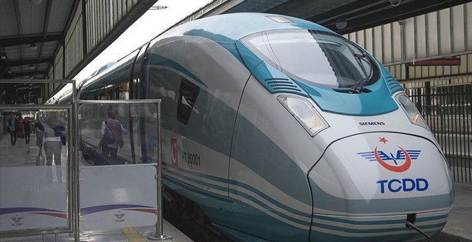 Ankara-İstanbul arası YHT ile seyahat süresi kısalıyor