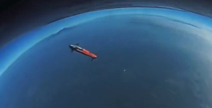 Bakan Varank: Bozdoğan, hedef uçağa yapılan ilk güdümlü atış testini başarıyla tamamladı