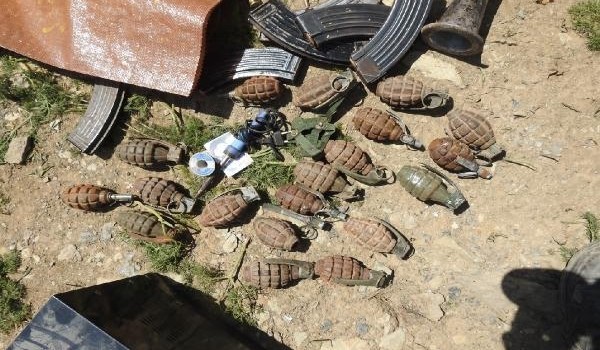 Dağlıca'da PKK'lıların 2 ayrı mağarada mühimmatları ele geçirildi