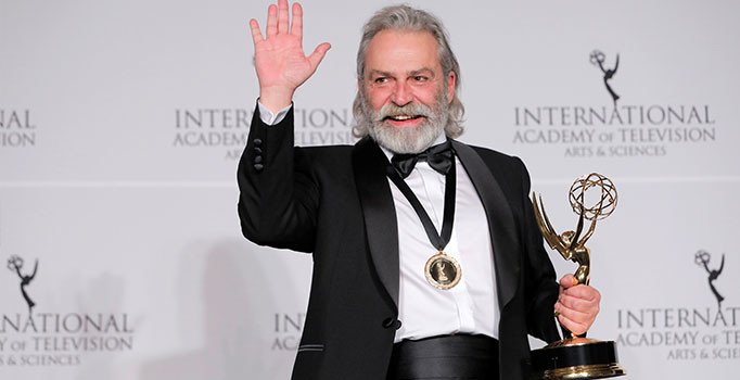 Haluk Bilginer’e  Emmy ödülü