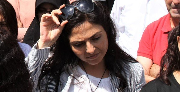 HDP'li belediye başkanı Bedia Özgökçe Ertan için tutuklama kararı