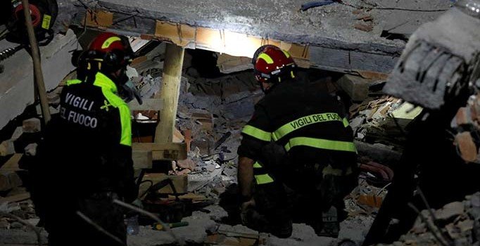 Arnavutluk'taki depremde ölü sayısı 39'a yükseldi