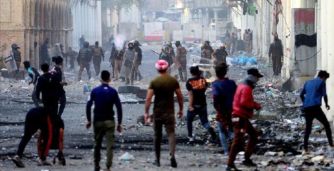 Irak ordusu, Necef'e giriş çıkışlara kapattı