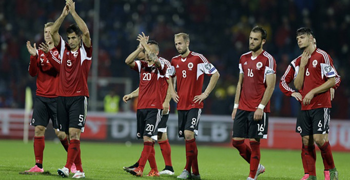 EURO 2016'ya sayılı günler kala A grubunu tanıyalım