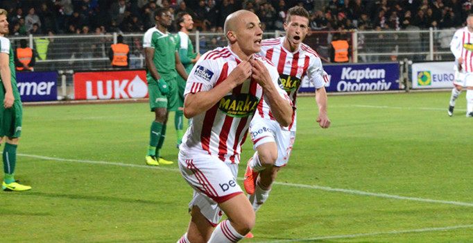 Aatıf Chahechouhe'nun Fenerbahçe'ye maliyeti belli oldu