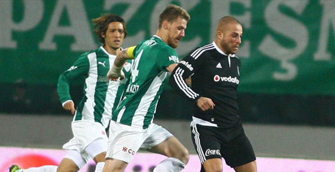 Fenerbahçe stoper sorununu Serdar Aziz ile çözecek