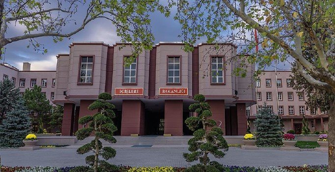 İrlandalı DAEŞ'lı sınır dışı edildi