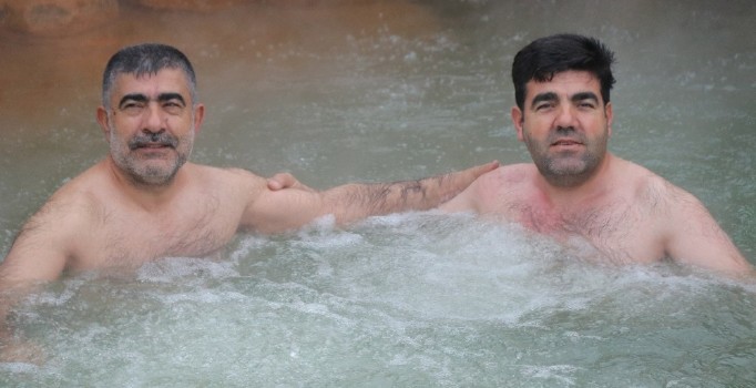 Şifa arayanlar Budaklı Kaplıcası’na akın ediyor