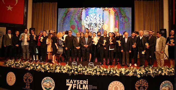 'Altın Çınar'lar sahiplerini buldu