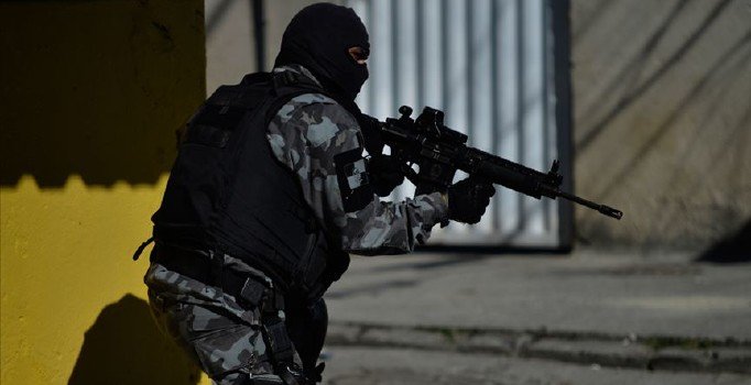 Brezilya'da sokak partisinde izdiham: 9 ölü