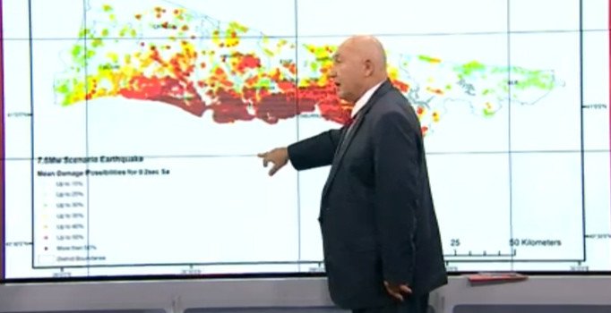 Prof. Dr.  Övgün Ahmet Ercan: İstanbul'da iki deprem bekliyorum