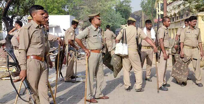Hindistan'da güvenlik görevlisi 5 meslektaşını öldürerek intihar etti