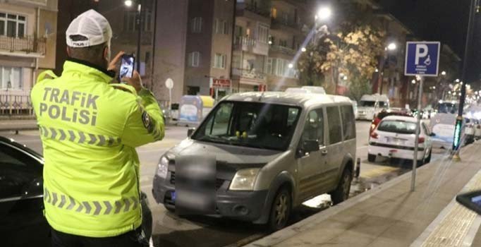 Engelli parklarını işgal eden 2 bin 54 sürücüye ceza kesildi