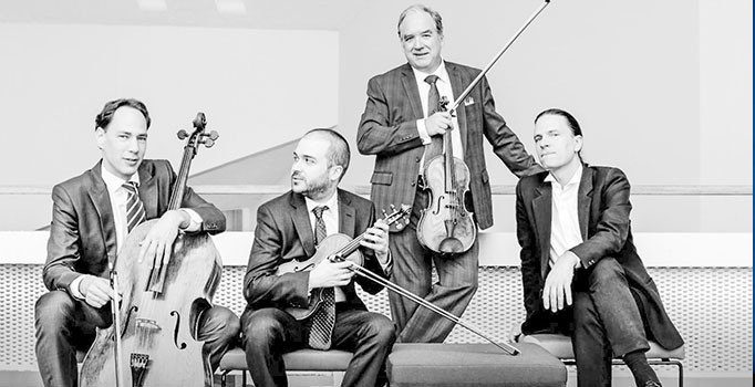 Hasta sonu ne yapsak? Tek kişilik dev kadro ‘Eyvah Nadir’