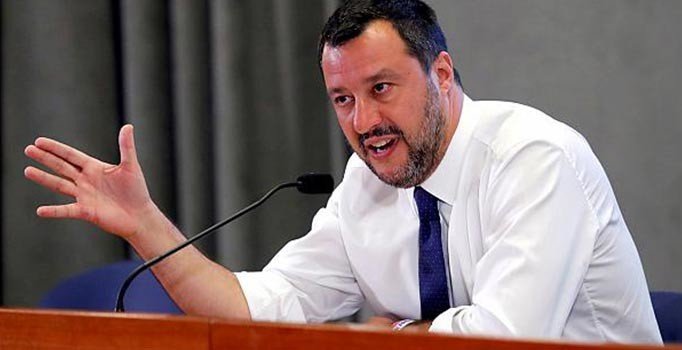 İtalyan lider Türk karşıtlığında zirve yaptı