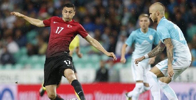 Burak Yılmaz attığı golle tarihe geçti