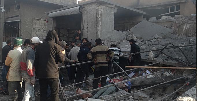 Rejim güçleri İdlib'i bombaladı: 20 ölü, 50 yaralı