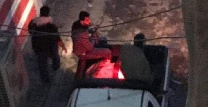 Bağdat'ta maskeli kişiler, göstericilere ateş açtı: 16 ölü, 45 yaralı