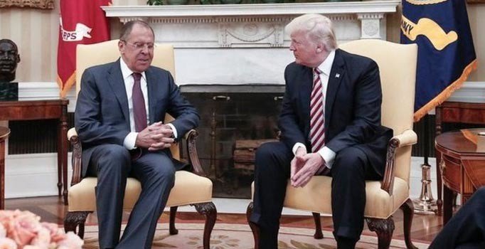Trump ve Lavrov Beyaz Saray'da bir araya gelecek