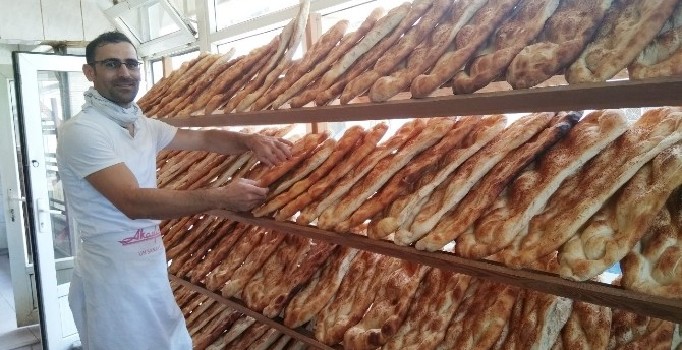 Hisarcık’ta Ramazan Pidesi Fiyatları Belirlendi