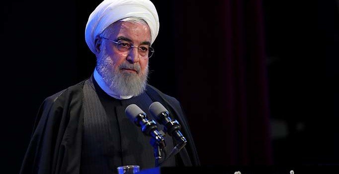 Ruhani: Kırmızı çizgileri aşmadan müzakereye hazırız