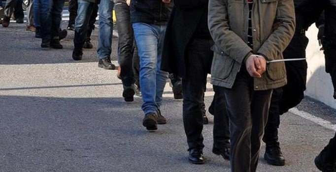 Kırıkkale'de 6 FETÖ şüphelisinden 2'si tutuklandı